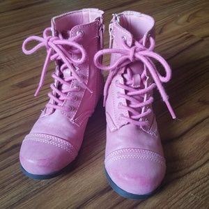 Pink girls boots